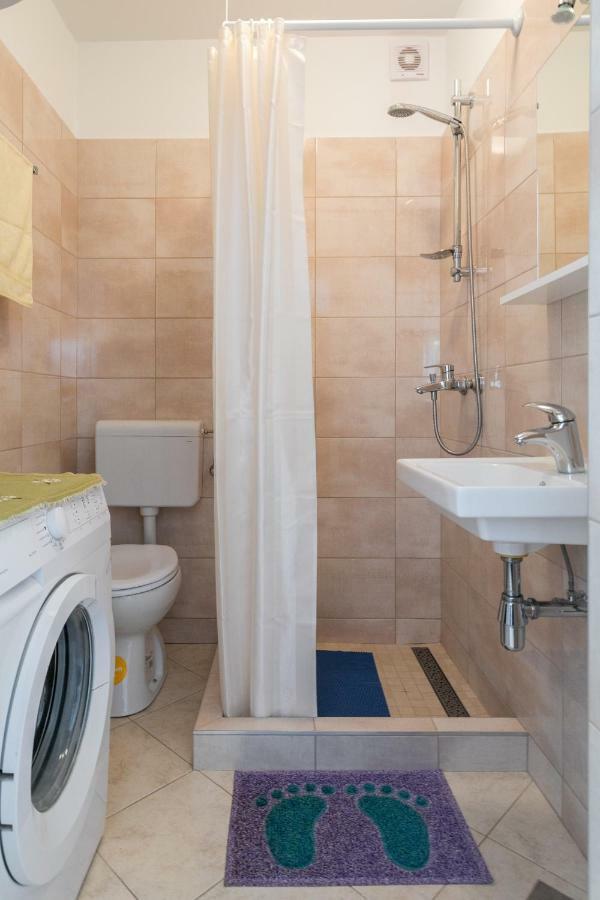 Mini Apartment Petra - Rooms Purple & Green With Kitchen And Garden Dubrovnik Exterior foto
